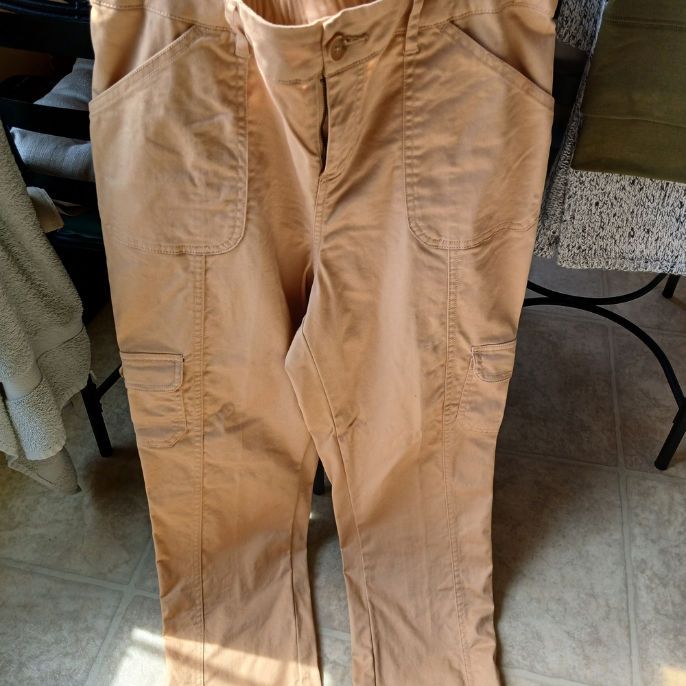 Belle by Kim Gravel Women's Cargo Pants in Tan